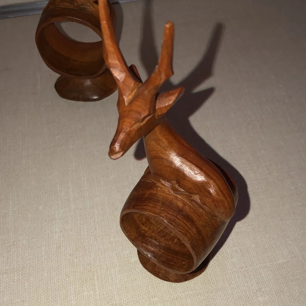 Hand‎ carved made in Kenya Animal Wooden napkin rings, set of 4